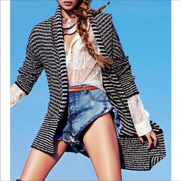 *NWOT* FREE PEOPLE Beautiful Woven Sweater Jacket